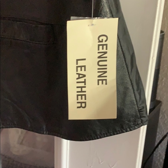 NWT genuine leather vest unisex - Picture 3 of 4